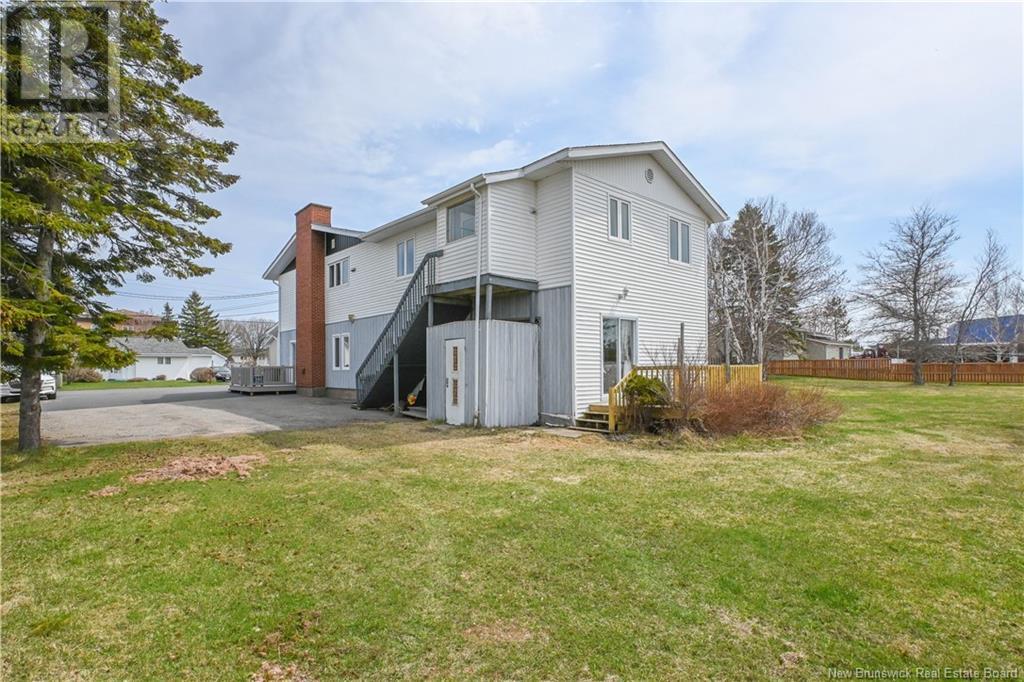 116 1ère Rue Street, Shippagan, New Brunswick  E8S 1A3 - Photo 3 - NB113838