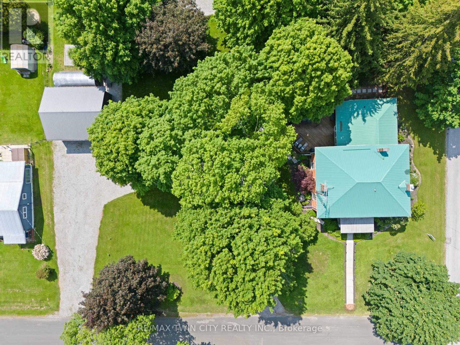 Property at 4 MURRAY STREET W image 3