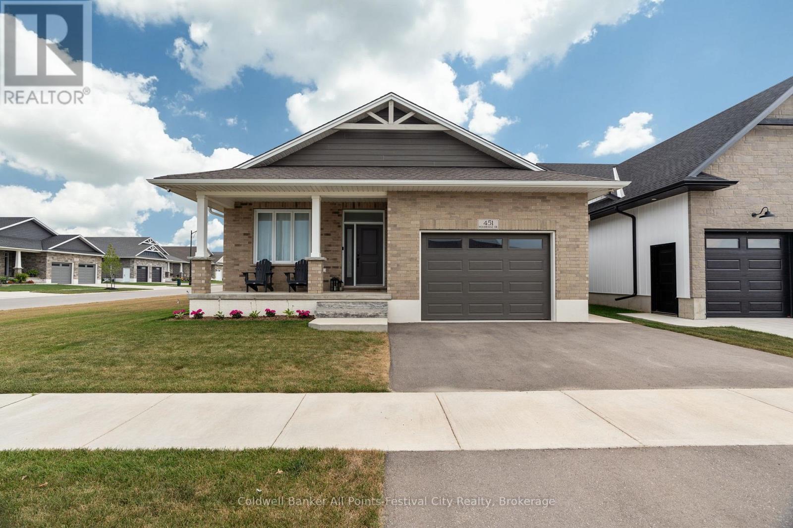 451 Woodridge Drive, Goderich, Ontario  N7A 0C7 - Photo 2 - X11985681