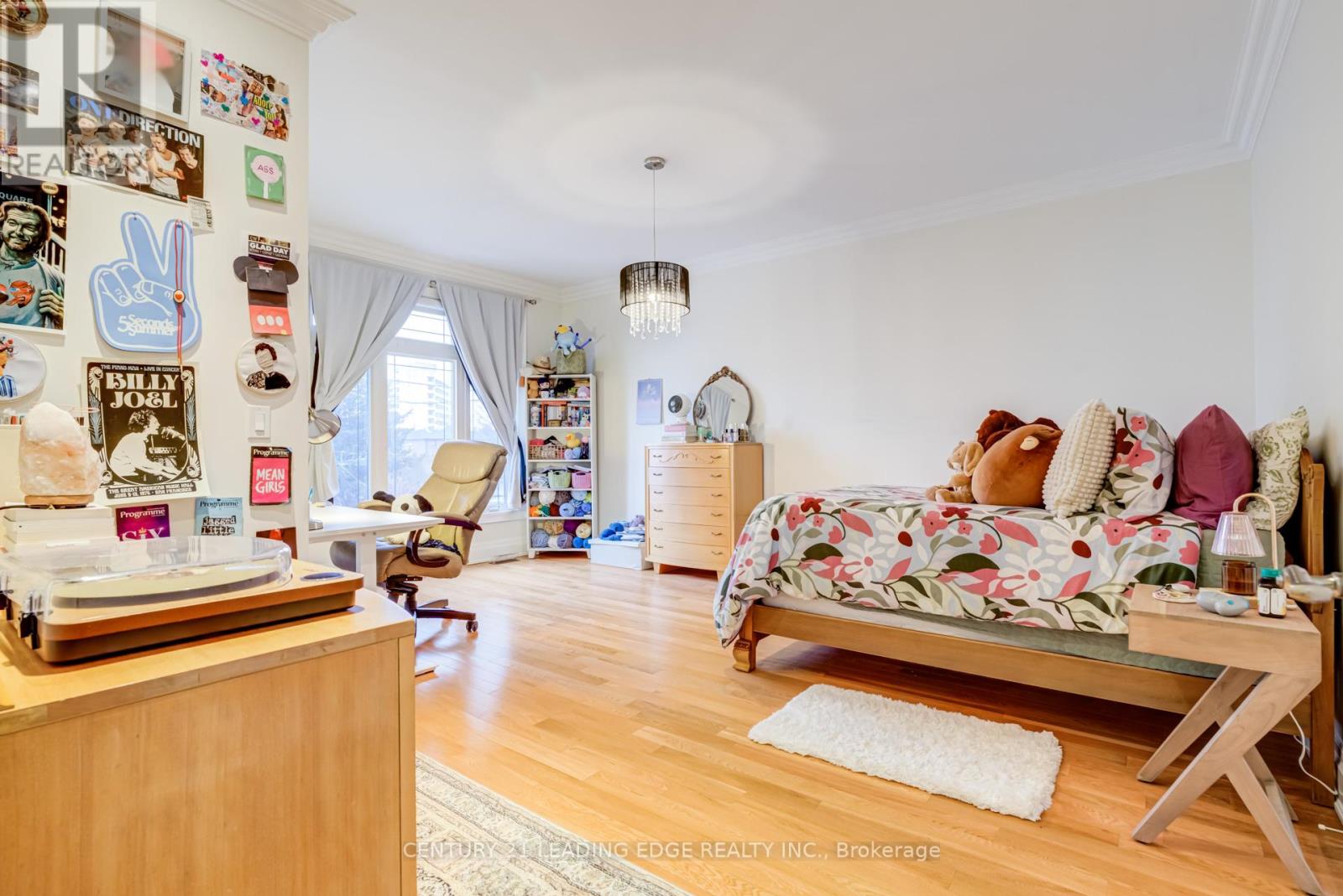 127 Sultana Avenue, Toronto, Ontario  M6A 1T6 - Photo 21 - C12026448