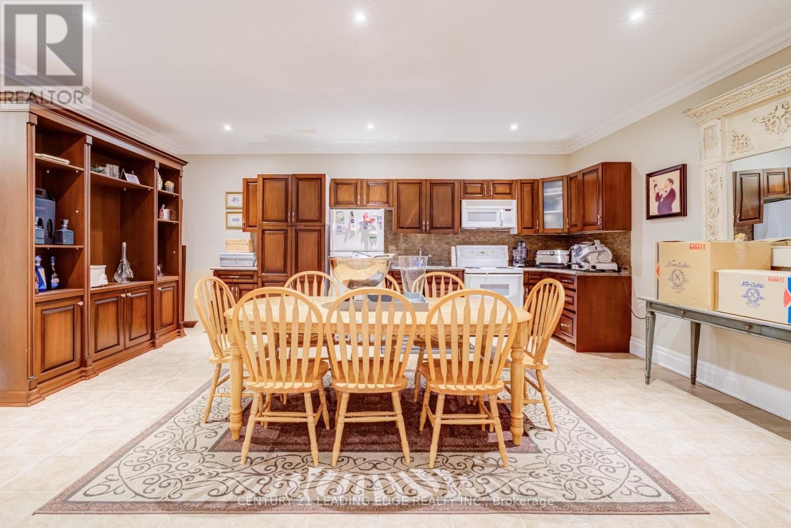 127 Sultana Avenue, Toronto, Ontario  M6A 1T6 - Photo 28 - C12026448