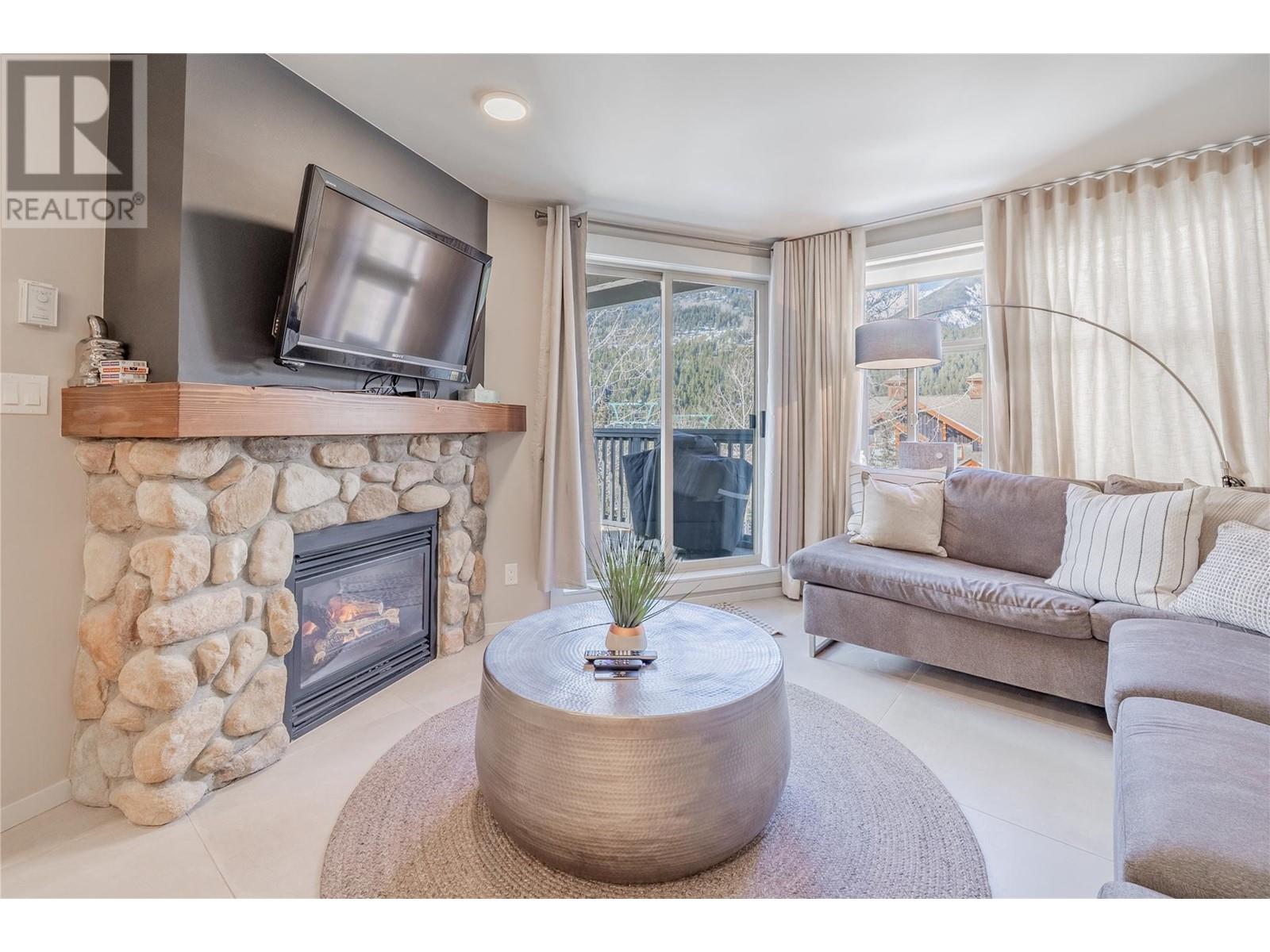 2050 Summit Drive Unit# 202, Panorama, British Columbia  V0A 1T0 - Photo 16 - 10339331