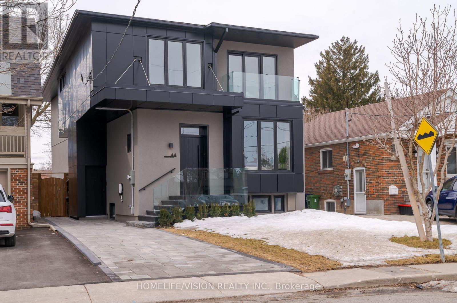 Property at 44 DORIS DRIVE image 2