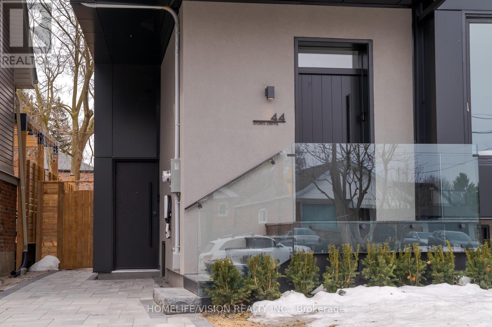 Property at 44 DORIS DRIVE image 3