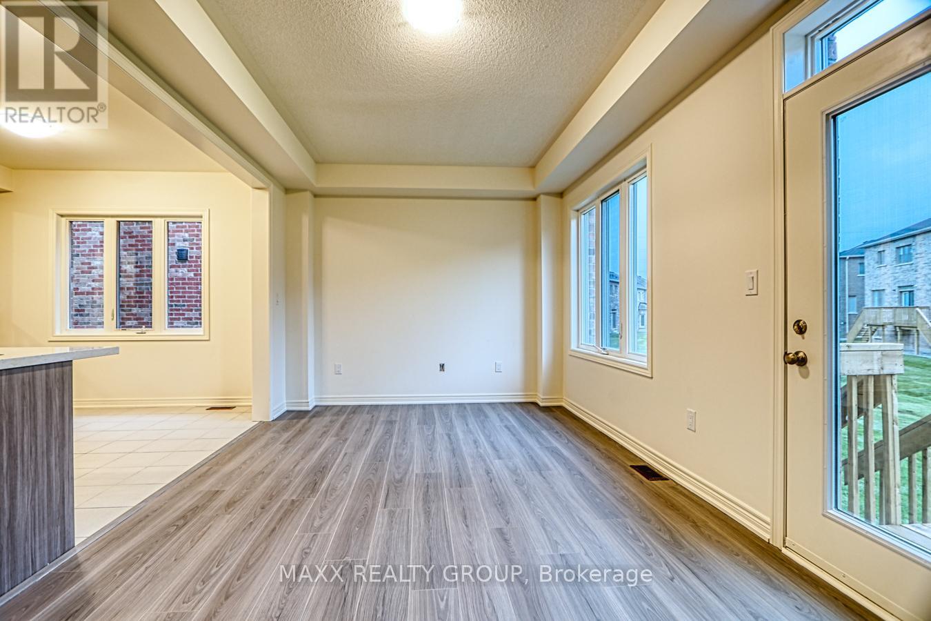 297 Great Falls Boulevard, Hamilton, Ontario  L0R 2H7 - Photo 13 - X12026452