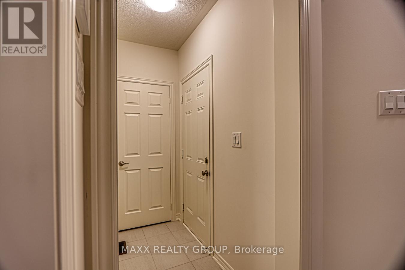 297 Great Falls Boulevard, Hamilton, Ontario  L0R 2H7 - Photo 18 - X12026452