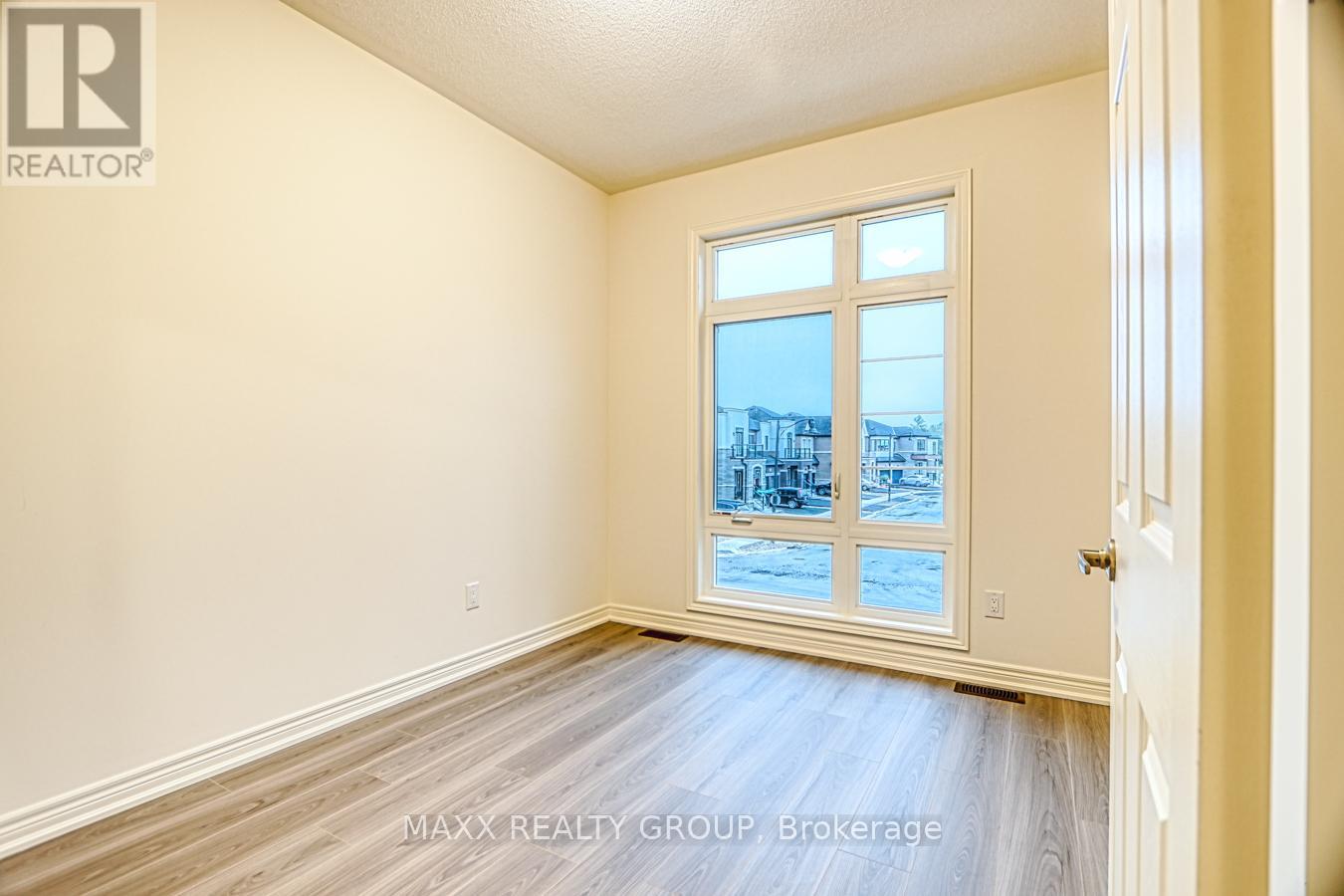 297 Great Falls Boulevard, Hamilton, Ontario  L0R 2H7 - Photo 21 - X12026452