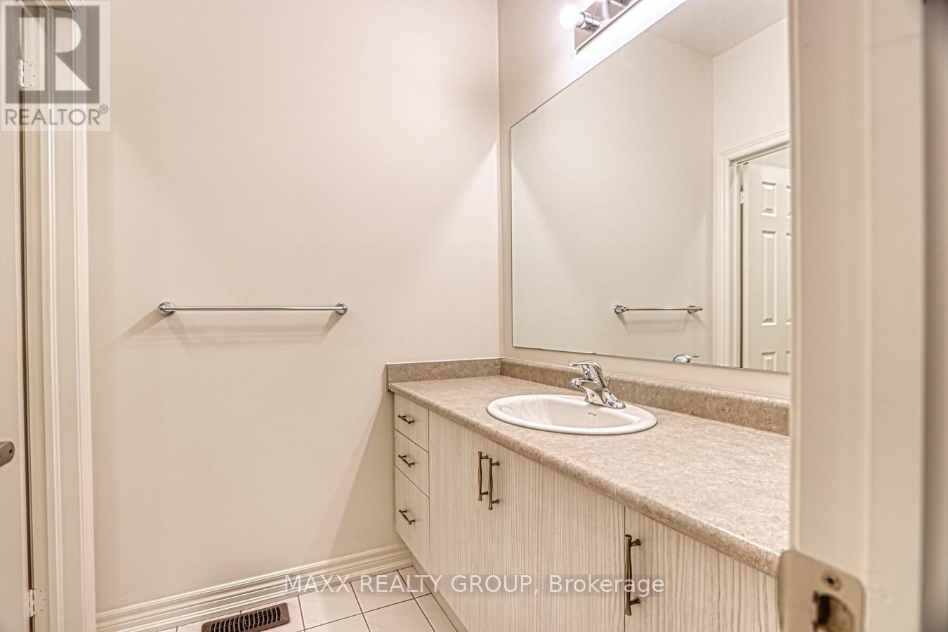 297 Great Falls Boulevard, Hamilton, Ontario  L0R 2H7 - Photo 28 - X12026452