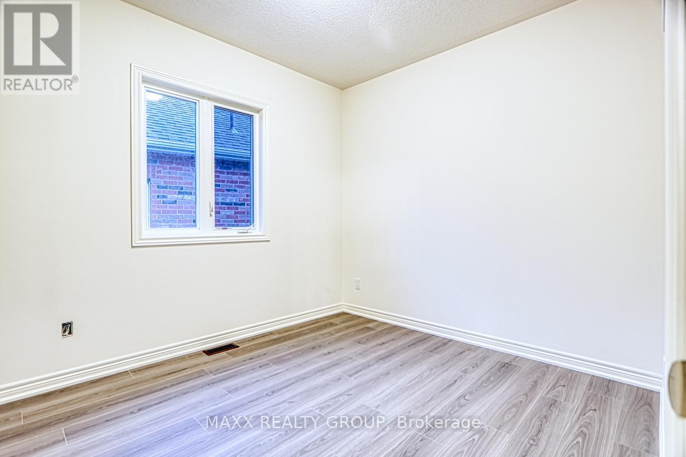 297 Great Falls Boulevard, Hamilton, Ontario  L0R 2H7 - Photo 31 - X12026452
