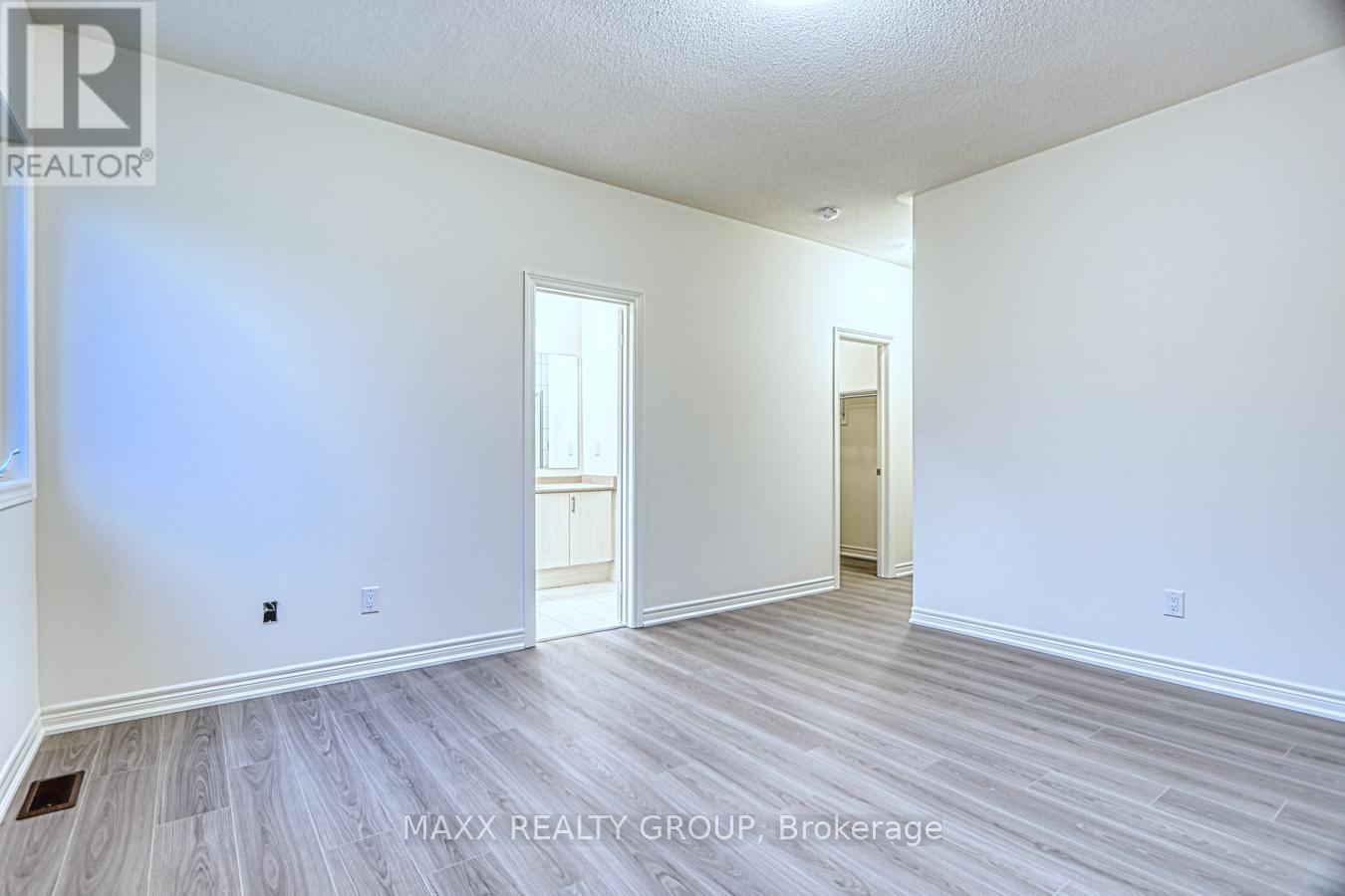 297 Great Falls Boulevard, Hamilton, Ontario  L0R 2H7 - Photo 36 - X12026452