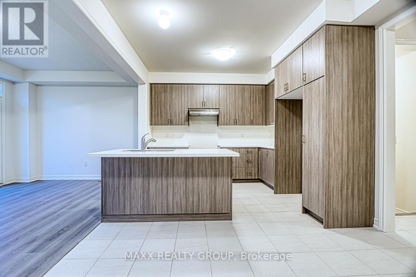 297 Great Falls Boulevard, Hamilton, Ontario  L0R 2H7 - Photo 6 - X12026452