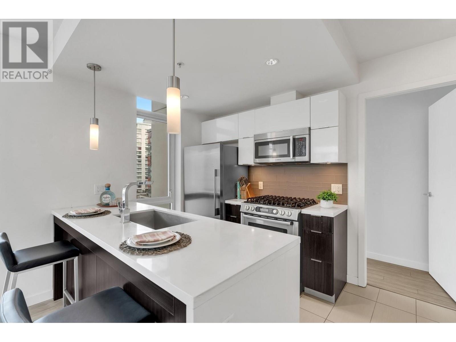 802 1775 QUEBEC STREET, vancouver, British Columbia