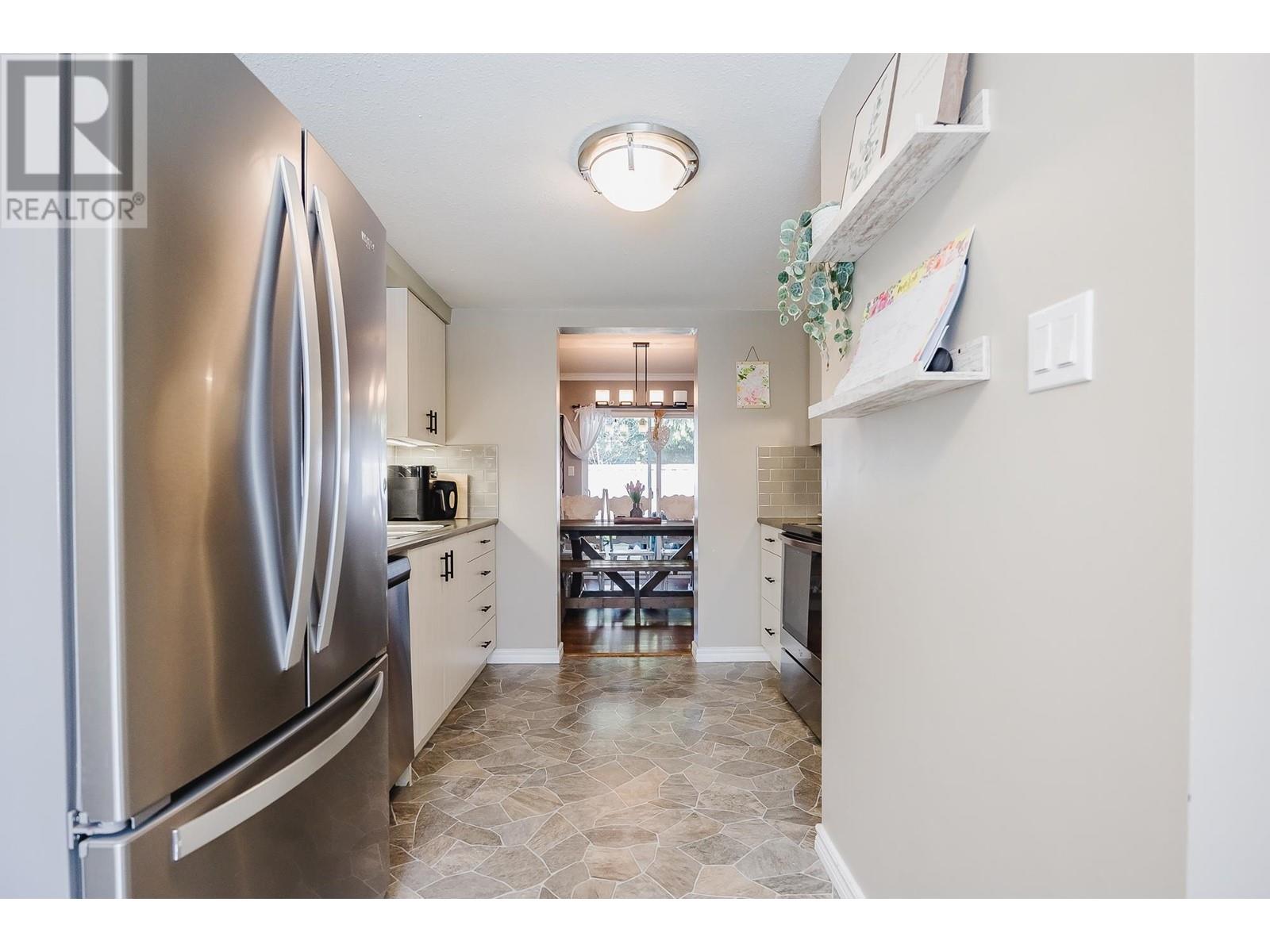 3 20653 Thorne Avenue, Maple Ridge, British Columbia  V2X 8G2 - Photo 5 - R2978136