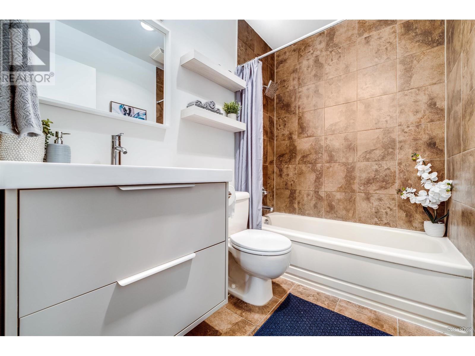 311 175 E 4th Street, North Vancouver, British Columbia  V7L 1H8 - Photo 7 - R2979023