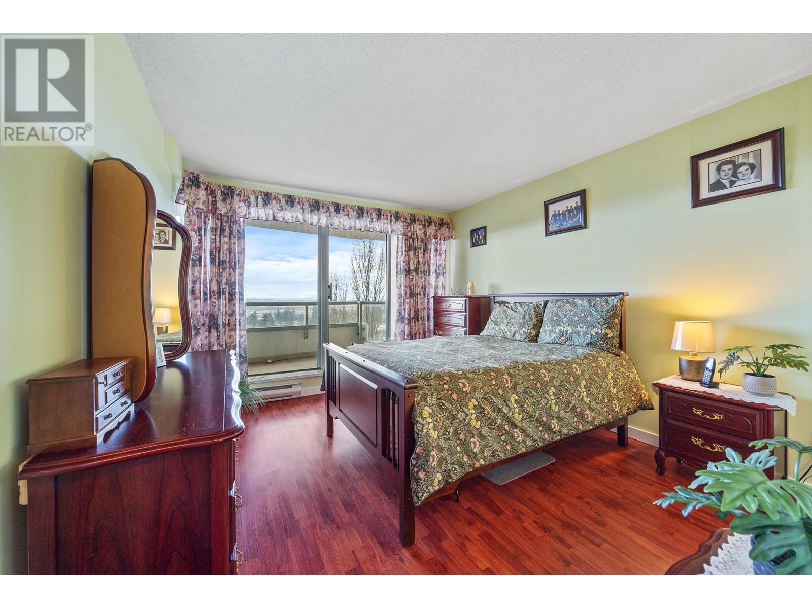 Listing Picture 23 of 40 : 1006 6622 SOUTHOAKS CRESCENT, Burnaby / 本拿比 - 魯藝地產 Yvonne Lu Group - MLS Medallion Club Member