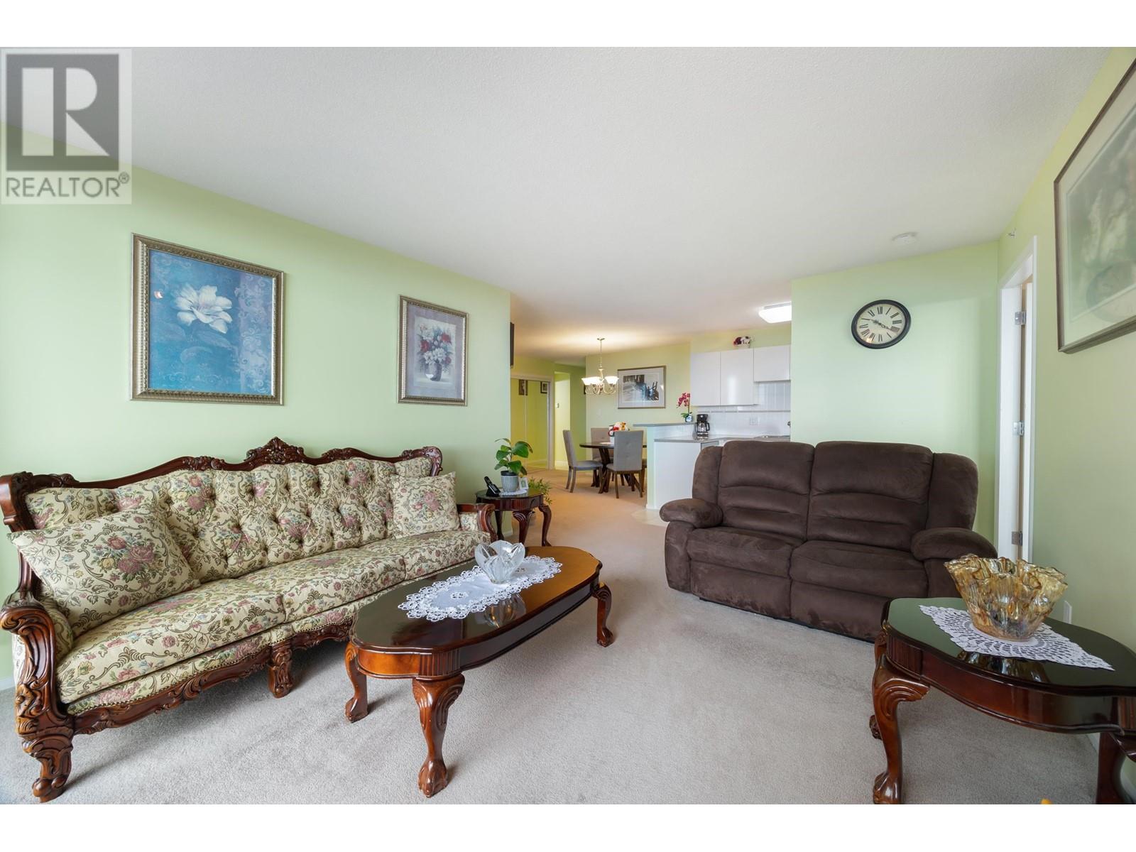 Listing Picture 6 of 40 : 1006 6622 SOUTHOAKS CRESCENT, Burnaby / 本拿比 - 魯藝地產 Yvonne Lu Group - MLS Medallion Club Member