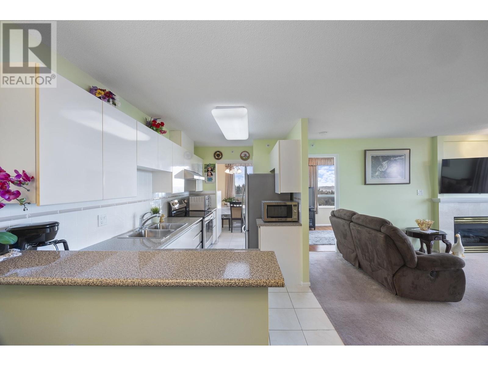 Listing Picture 17 of 40 : 1006 6622 SOUTHOAKS CRESCENT, Burnaby / 本拿比 - 魯藝地產 Yvonne Lu Group - MLS Medallion Club Member