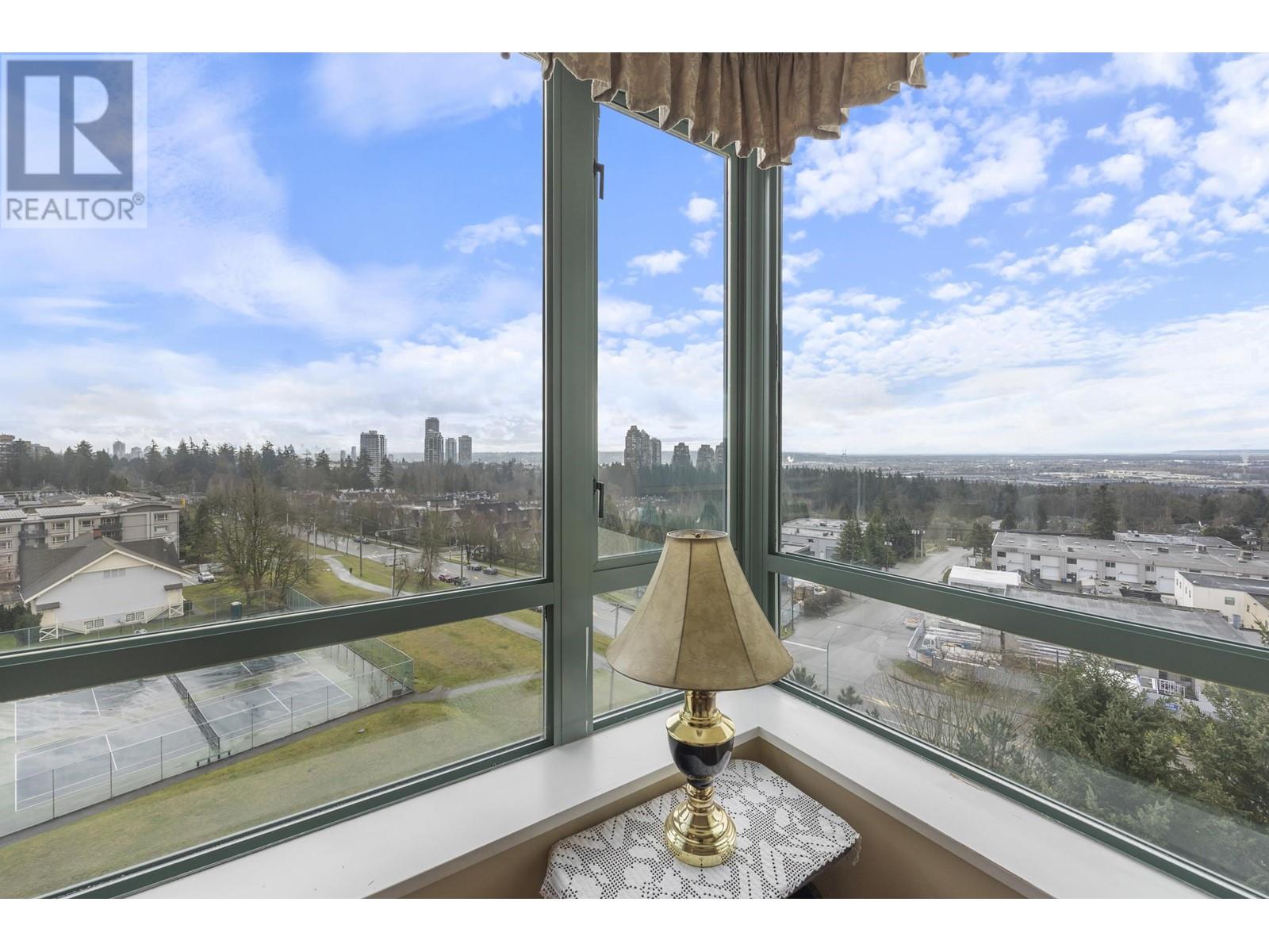 Listing Picture 34 of 40 : 1006 6622 SOUTHOAKS CRESCENT, Burnaby / 本拿比 - 魯藝地產 Yvonne Lu Group - MLS Medallion Club Member