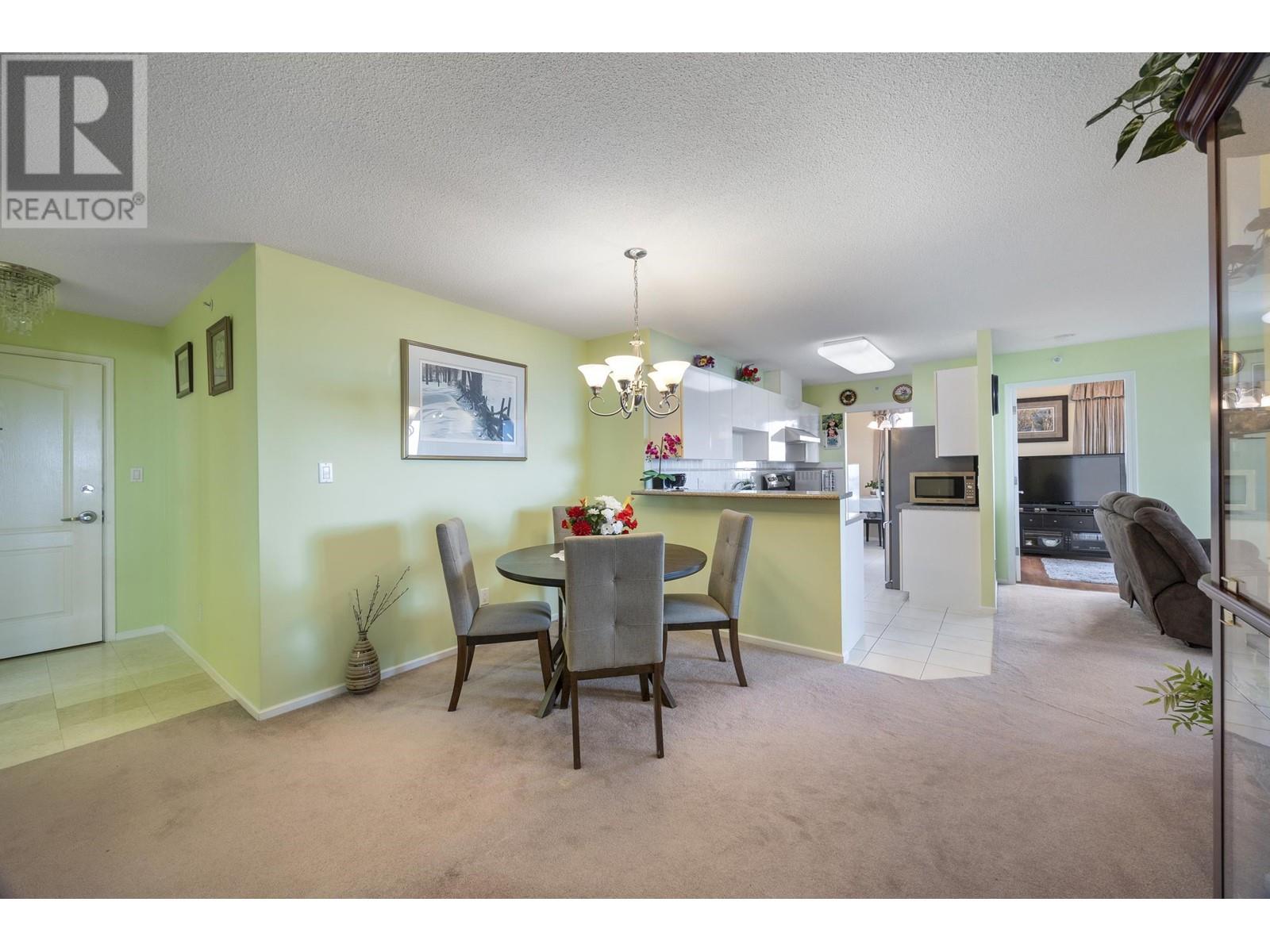 Listing Picture 11 of 40 : 1006 6622 SOUTHOAKS CRESCENT, Burnaby / 本拿比 - 魯藝地產 Yvonne Lu Group - MLS Medallion Club Member