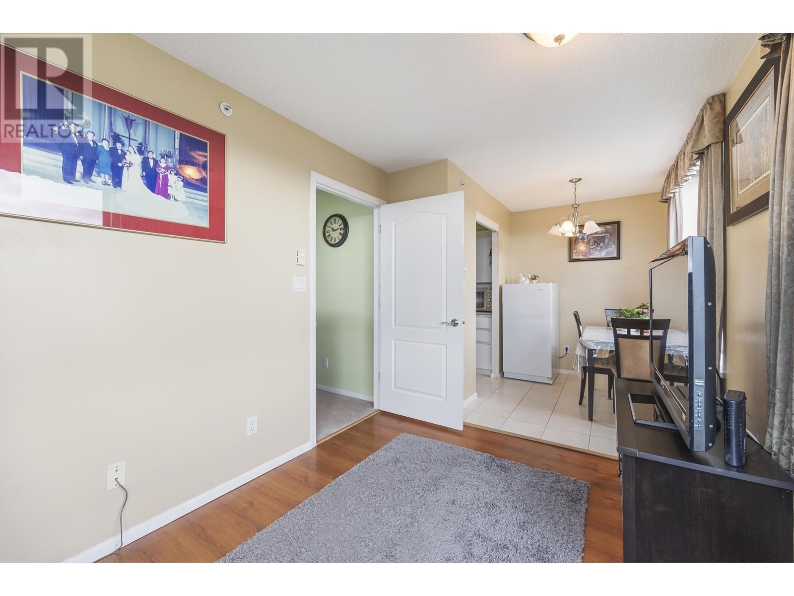 Listing Picture 15 of 40 : 1006 6622 SOUTHOAKS CRESCENT, Burnaby / 本拿比 - 魯藝地產 Yvonne Lu Group - MLS Medallion Club Member