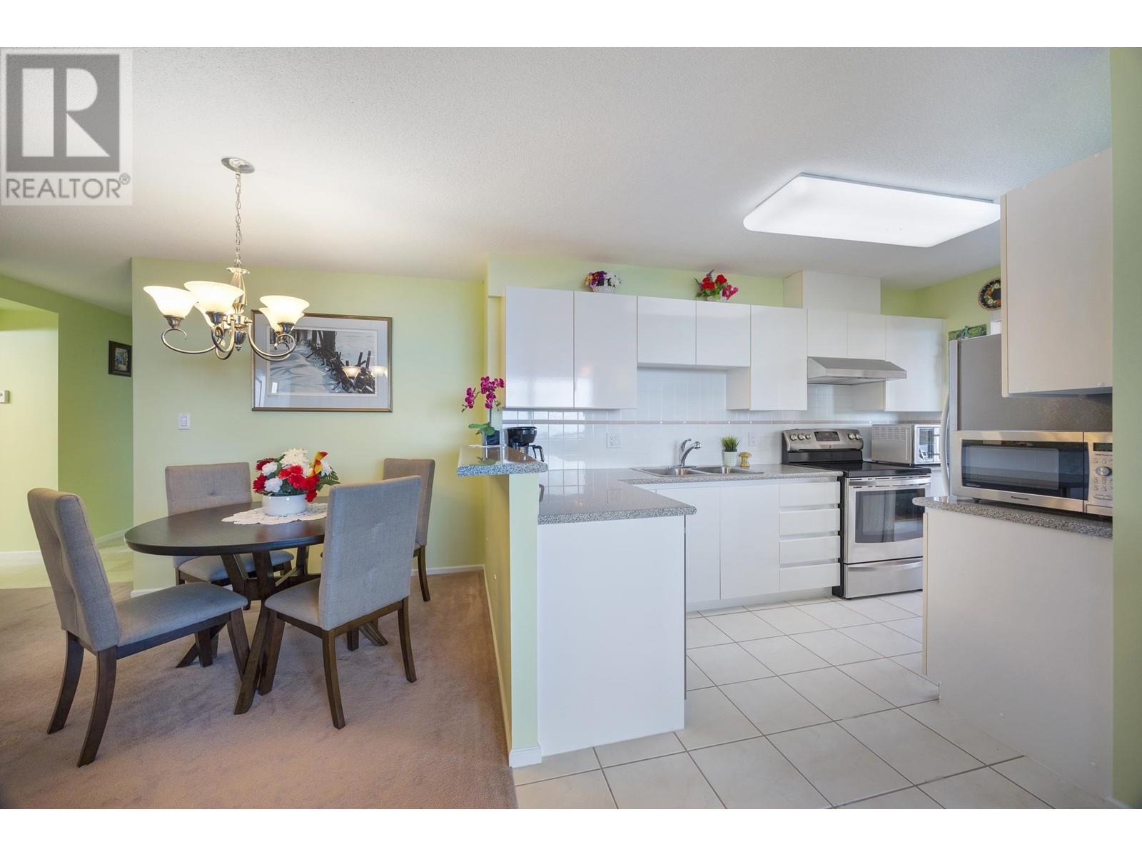 Listing Picture 14 of 40 : 1006 6622 SOUTHOAKS CRESCENT, Burnaby / 本拿比 - 魯藝地產 Yvonne Lu Group - MLS Medallion Club Member