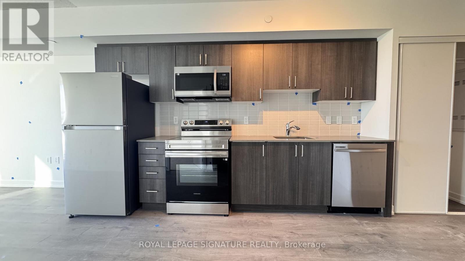 520 - 556 Marlee Avenue, Toronto, Ontario  M6B 0B1 - Photo 5 - W11941845