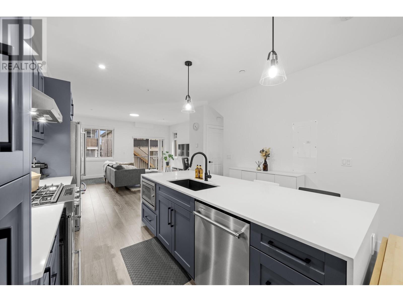 25 789 Ota Avenue, New Westminster, British Columbia  V3M 0M7 - Photo 5 - R2979101