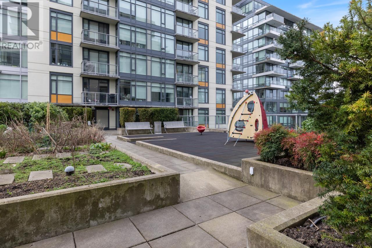 128 W 1st Avenue, Vancouver, British Columbia  V5Y 0H5 - Photo 25 - R2979175