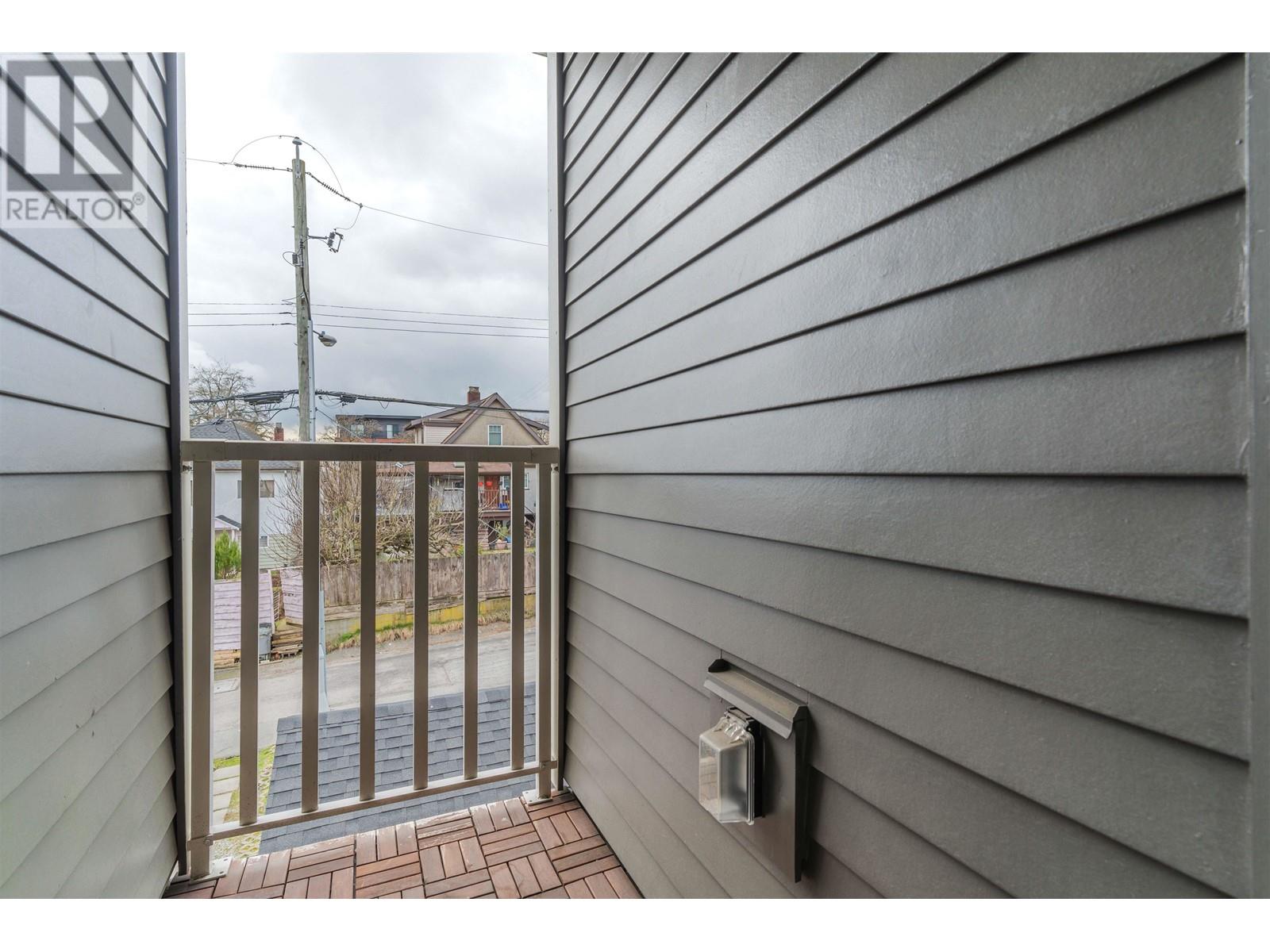 5009 Chambers Street, Vancouver, British Columbia  V5R 3L8 - Photo 11 - R2979177