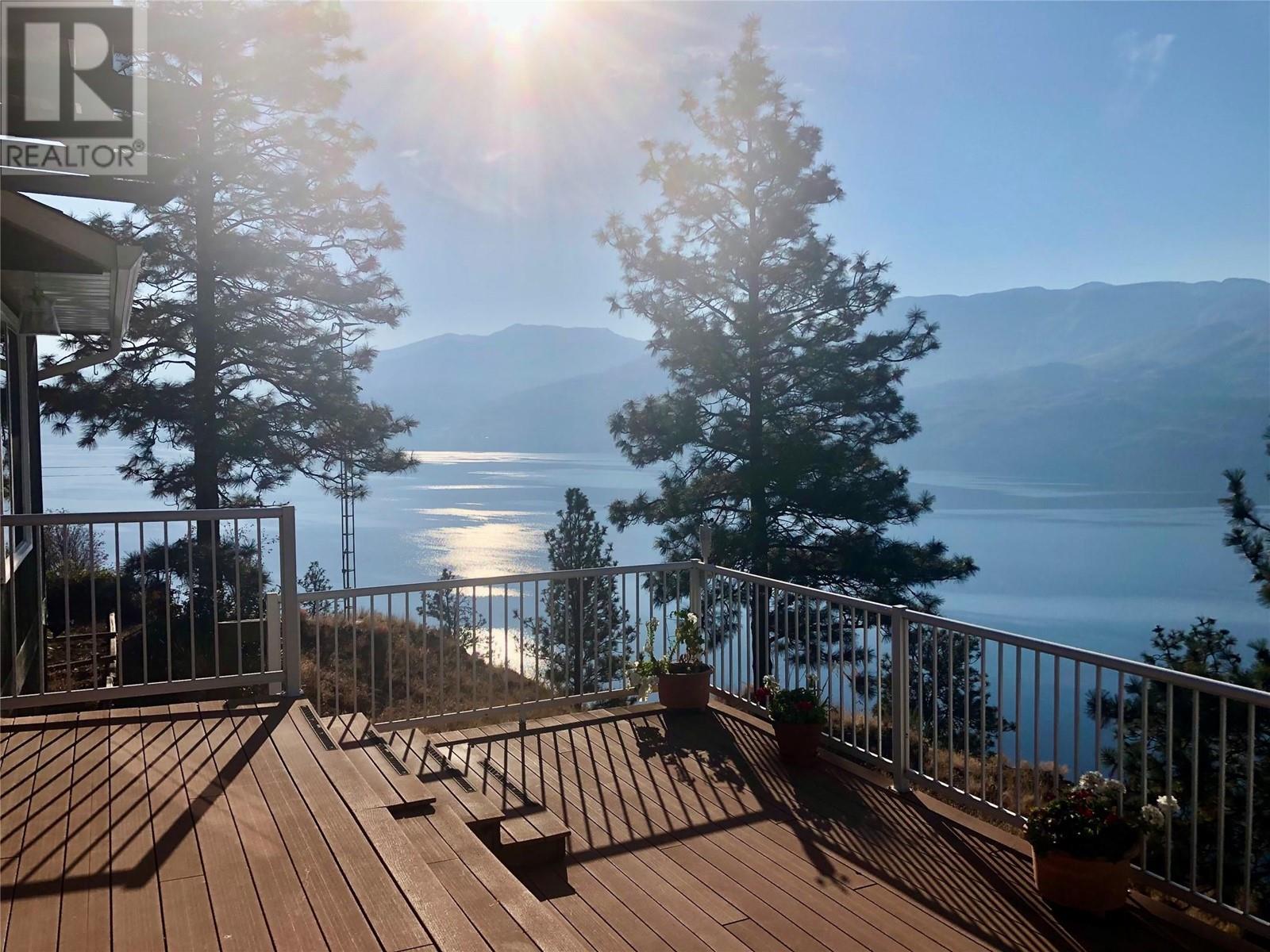 Property at 3040 Seclusion Bay Road image 1