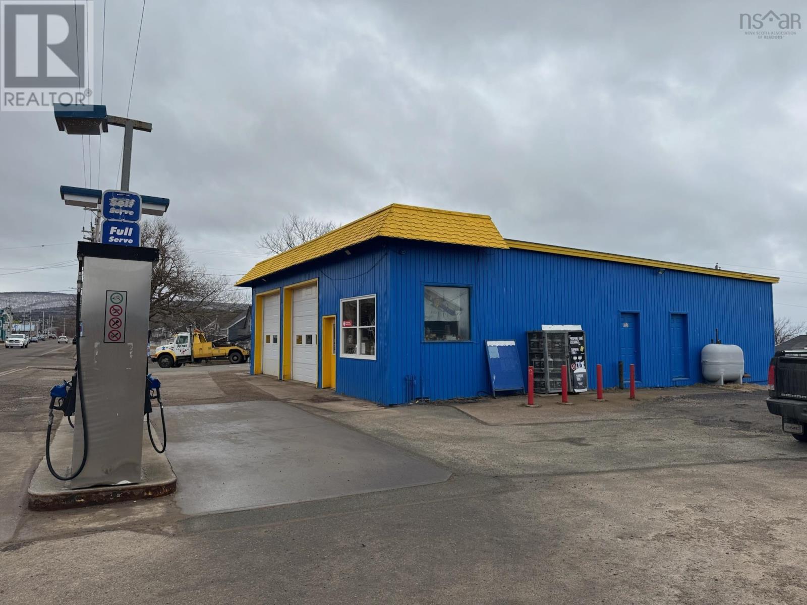 15885 Central Avenue, Inverness, Nova Scotia  B0E 1N0 - Photo 7 - 202505196