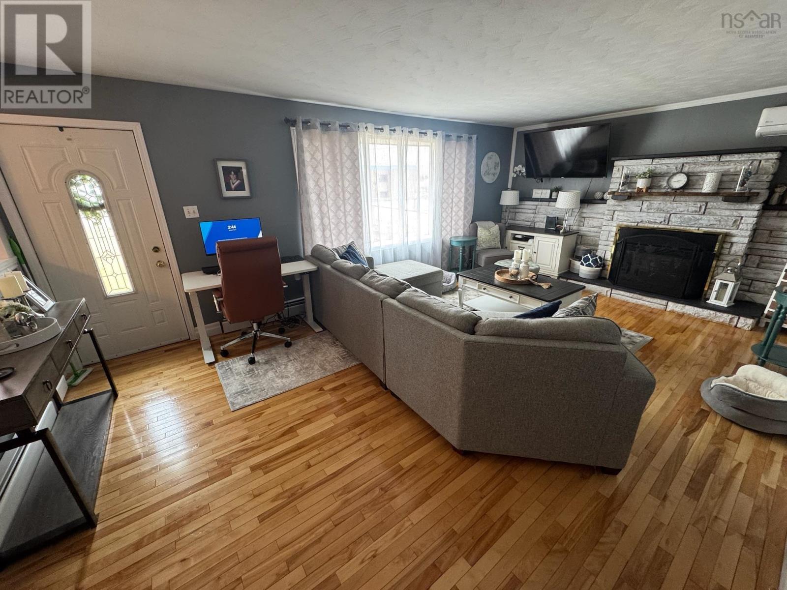 389 Highway 320, Louisdale, Nova Scotia  B0E 1V0 - Photo 7 - 202505203