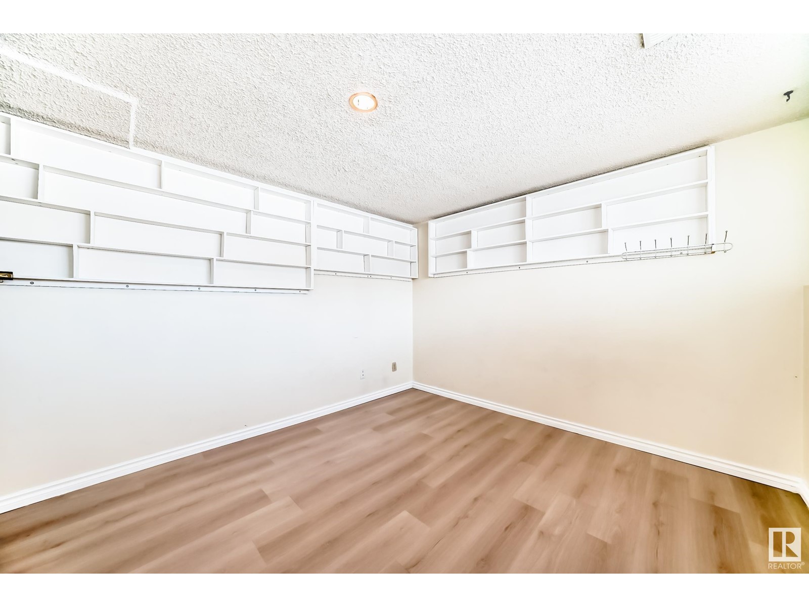 10458 14 Av Nw, Edmonton, Alberta  T6J 5S9 - Photo 25 - E4426239