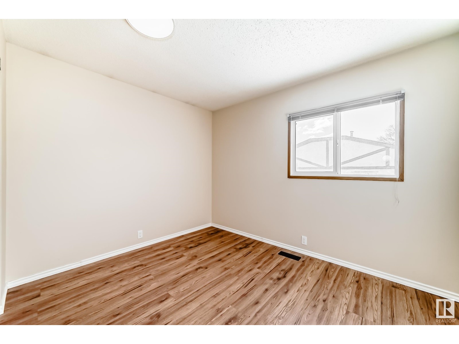 10458 14 Av Nw, Edmonton, Alberta  T6J 5S9 - Photo 40 - E4426239