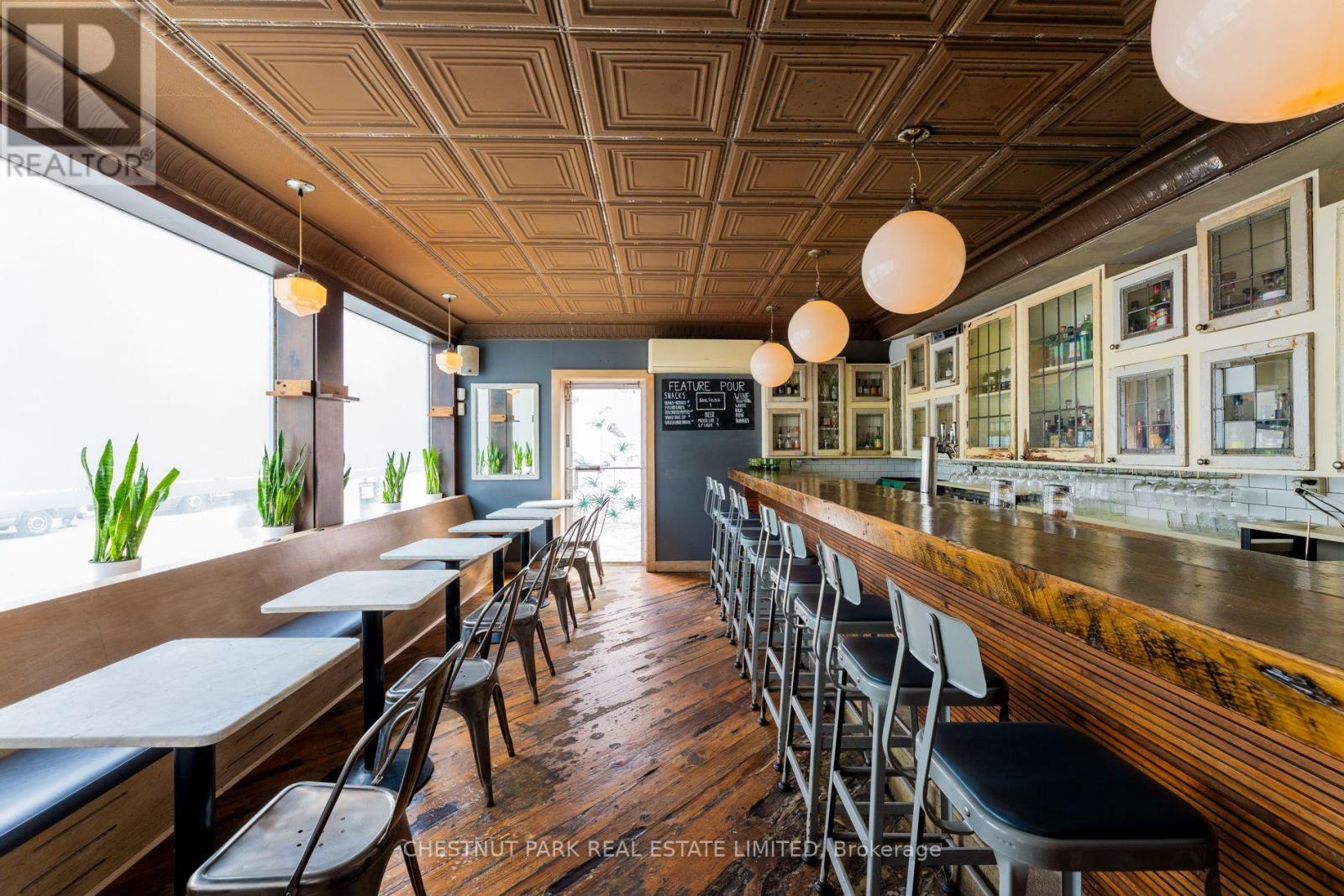 923 Dundas Street W, Toronto, Ontario  M6J 2R5 - Photo 2 - C12026653