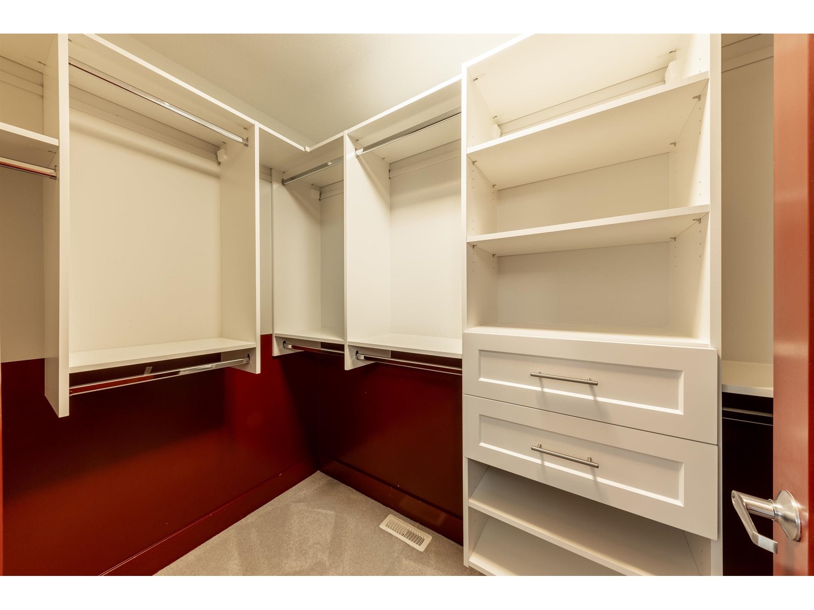 2142 167 Street, White Rock, British Columbia  V3Z 9X9 - Photo 15 - R2978737