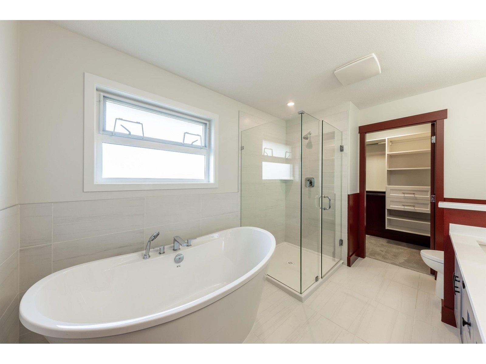 2142 167 Street, White Rock, British Columbia  V3Z 9X9 - Photo 11 - R2978737