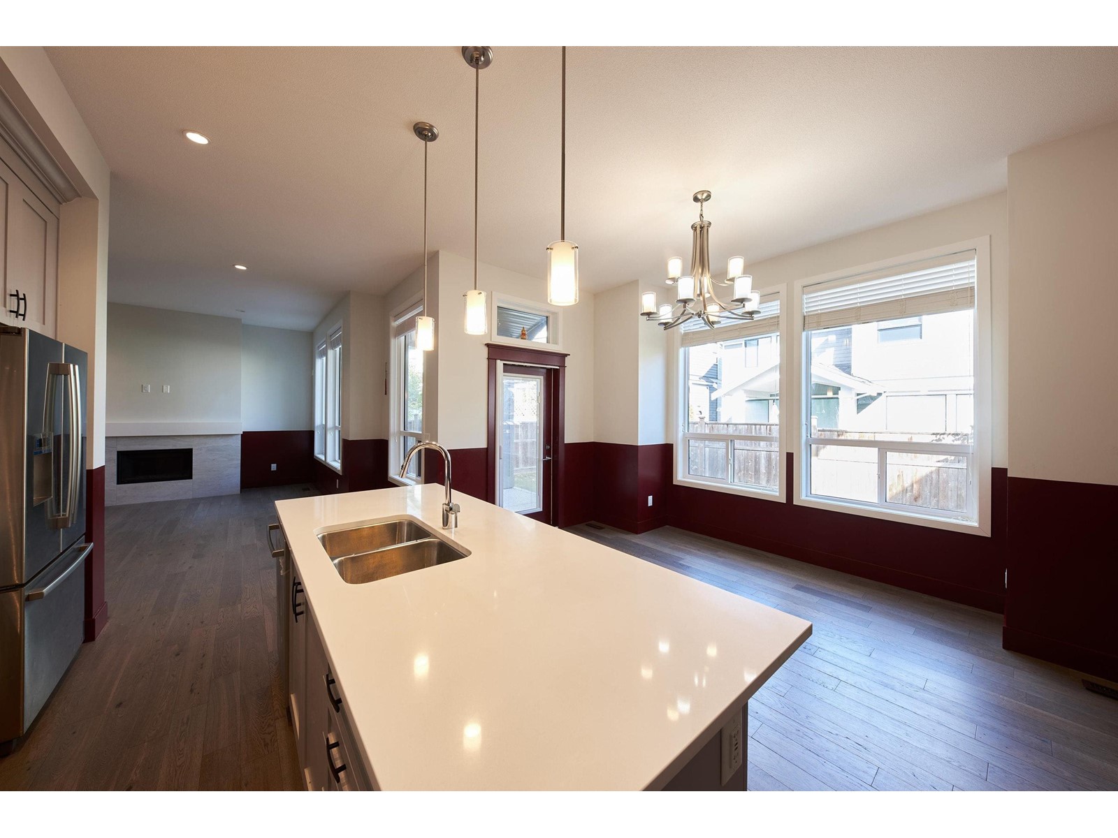 2142 167 Street, White Rock, British Columbia  V3Z 9X9 - Photo 8 - R2978737