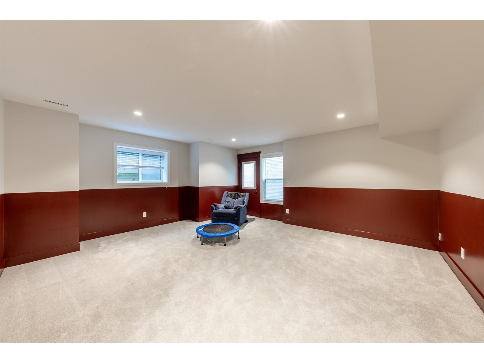 2142 167 Street, White Rock, British Columbia  V3Z 9X9 - Photo 16 - R2978737