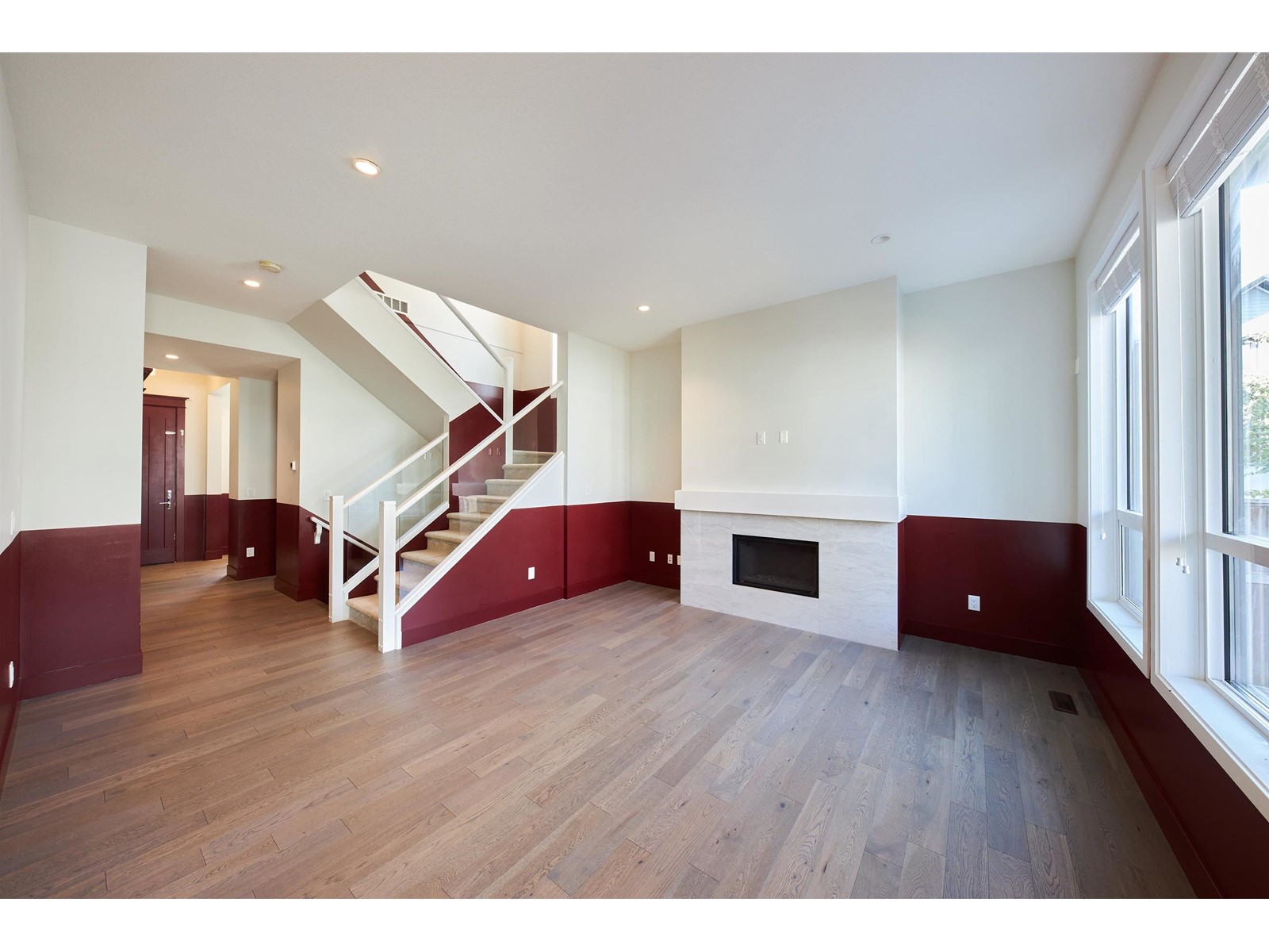 2142 167 Street, White Rock, British Columbia  V3Z 9X9 - Photo 9 - R2978737