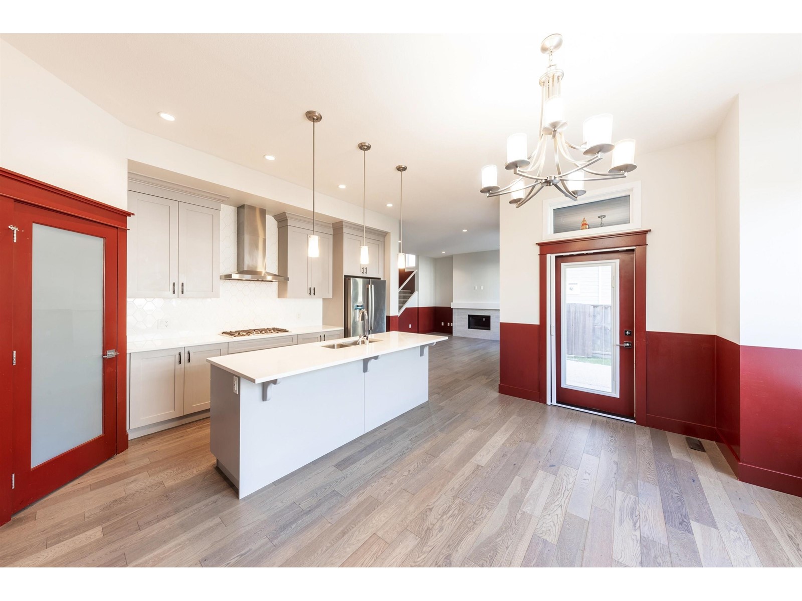 2142 167 Street, White Rock, British Columbia  V3Z 9X9 - Photo 7 - R2978737