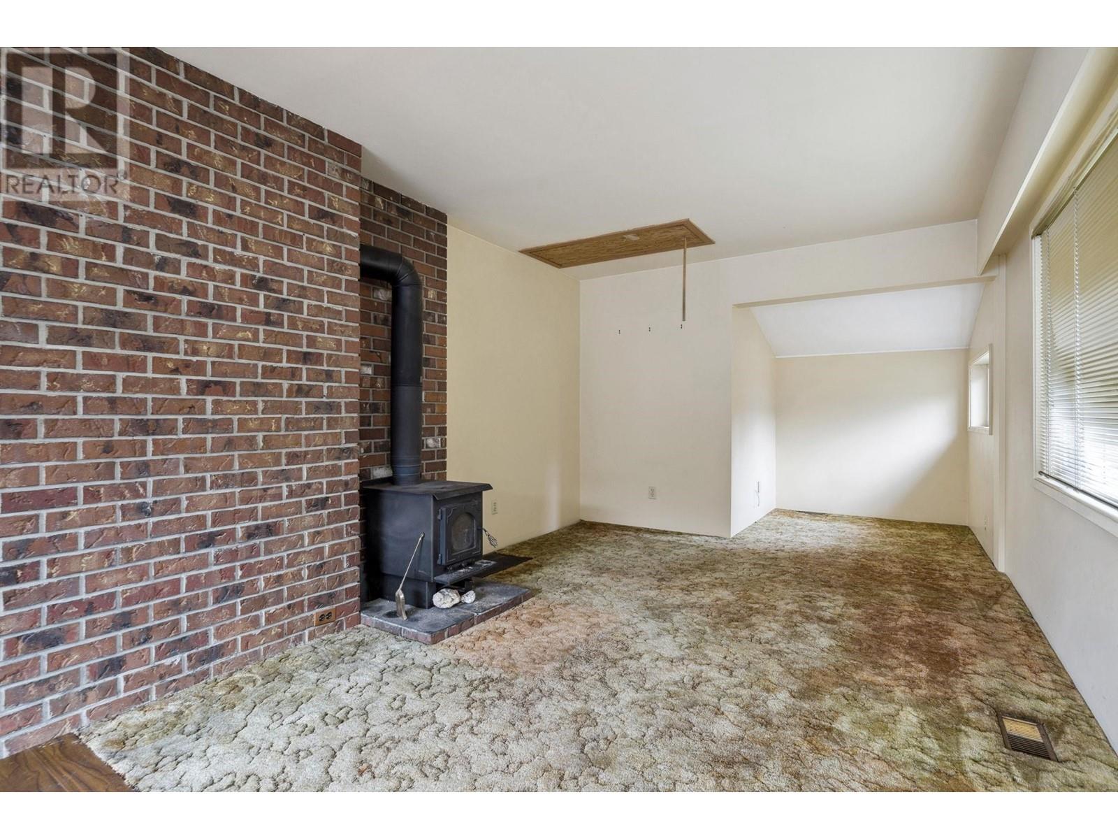 448 Fader Street, New Westminster, British Columbia  V3L 3T3 - Photo 5 - R2977655