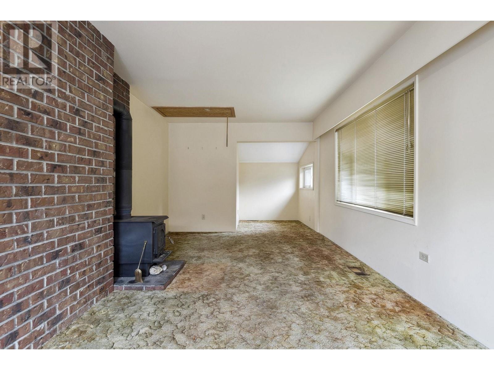 448 Fader Street, New Westminster, British Columbia  V3L 3T3 - Photo 6 - R2977655