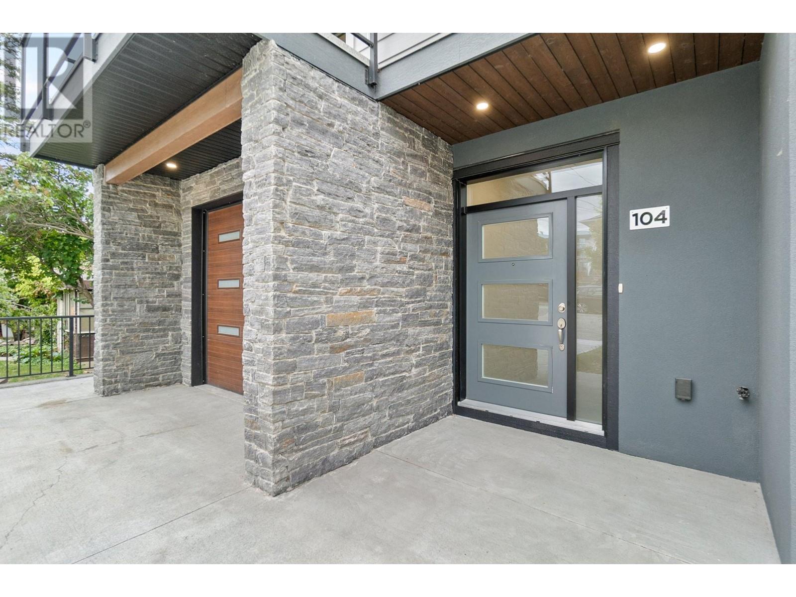 Property at 190 VANCOUVER Avenue Unit# 104 image 2