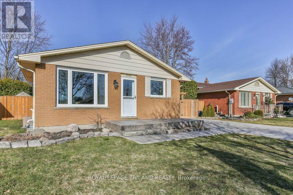 1361 Aldersbrook Road, London, Ontario  N6G 3J1 - Photo 3 - X11984702