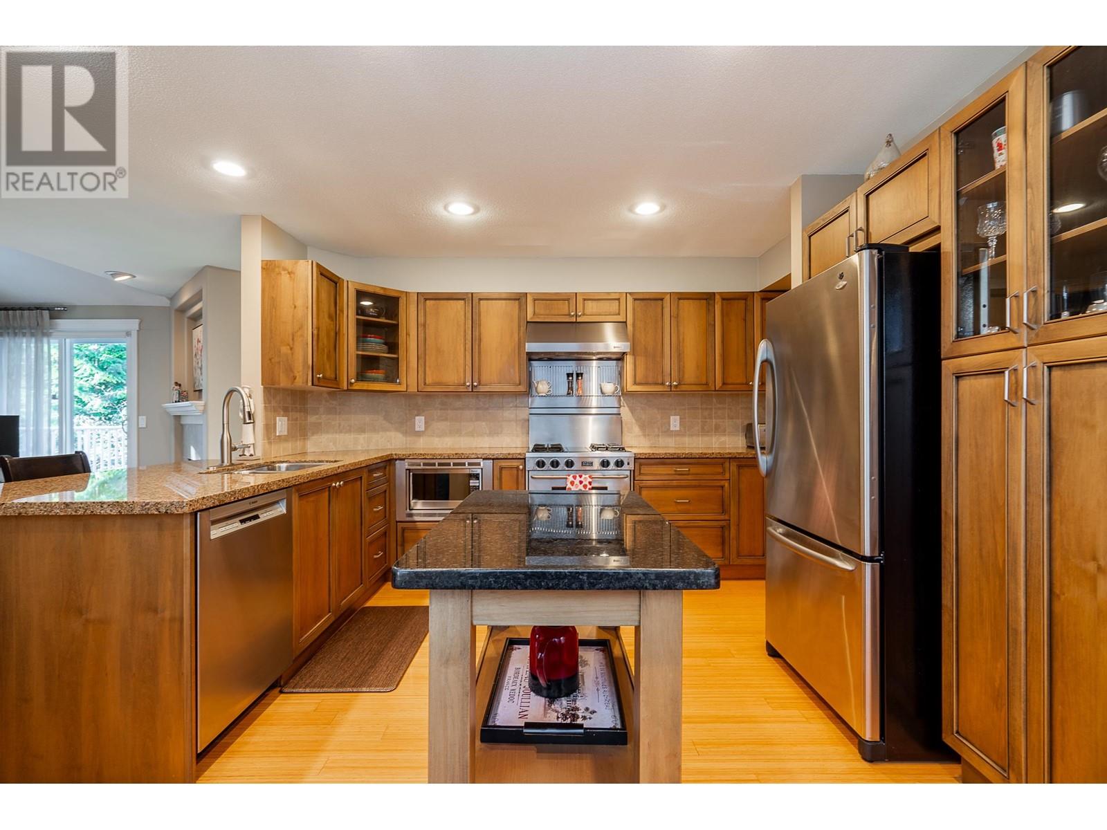106 101 Parkside Drive, Port Moody, British Columbia  V3H 4W6 - Photo 1 - R2969825
