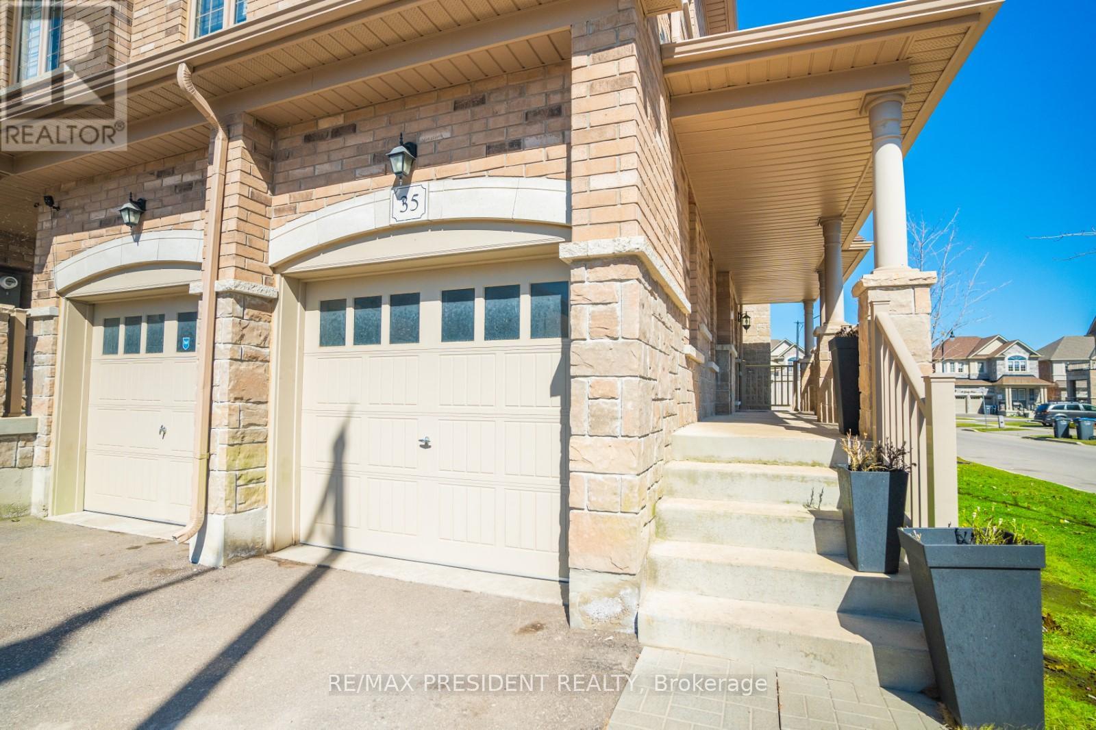 Property at 35 YATELY STREET image 2