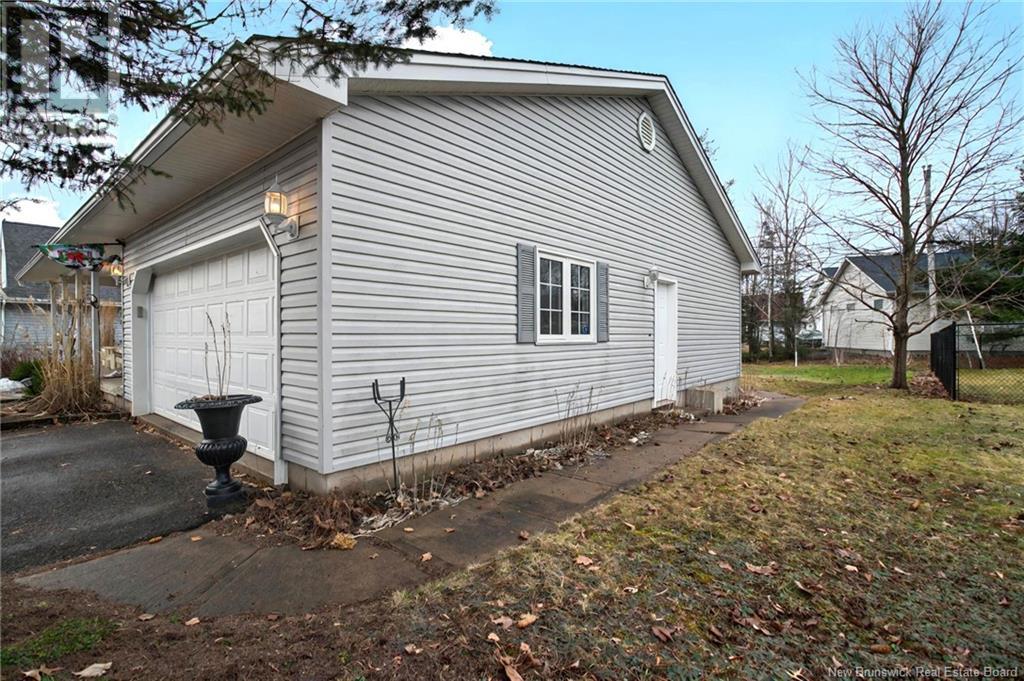 176 Crestwood Drive, Moncton, New Brunswick  E1C 9P1 - Photo 48 - NB114361