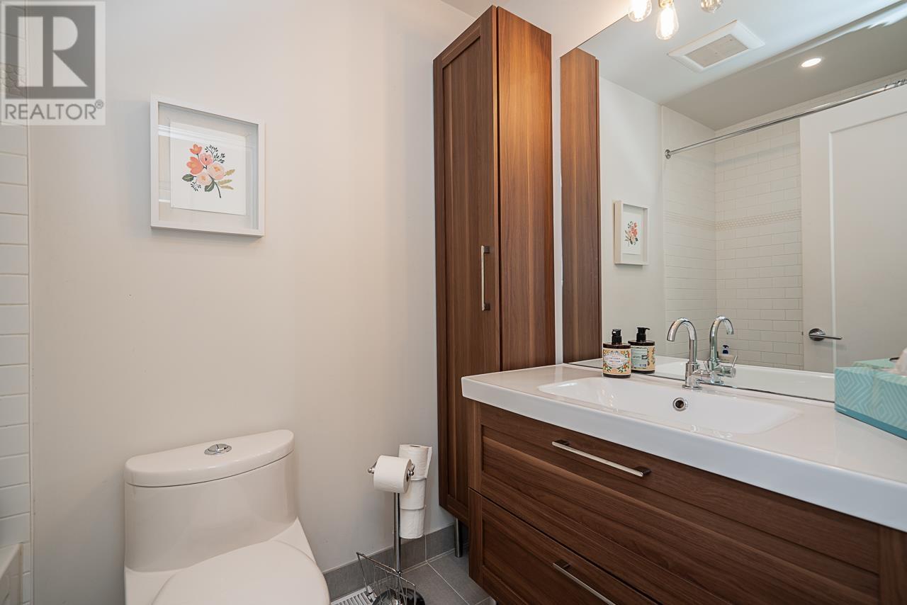 1041 Heritage Boulevard, North Vancouver, British Columbia  V7J 3G7 - Photo 23 - R2967600