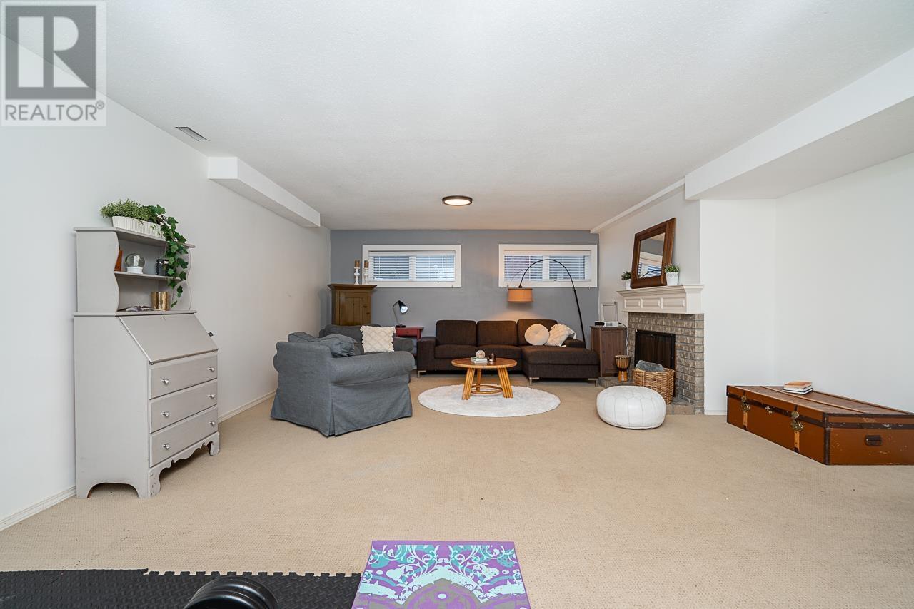 1041 Heritage Boulevard, North Vancouver, British Columbia  V7J 3G7 - Photo 29 - R2967600